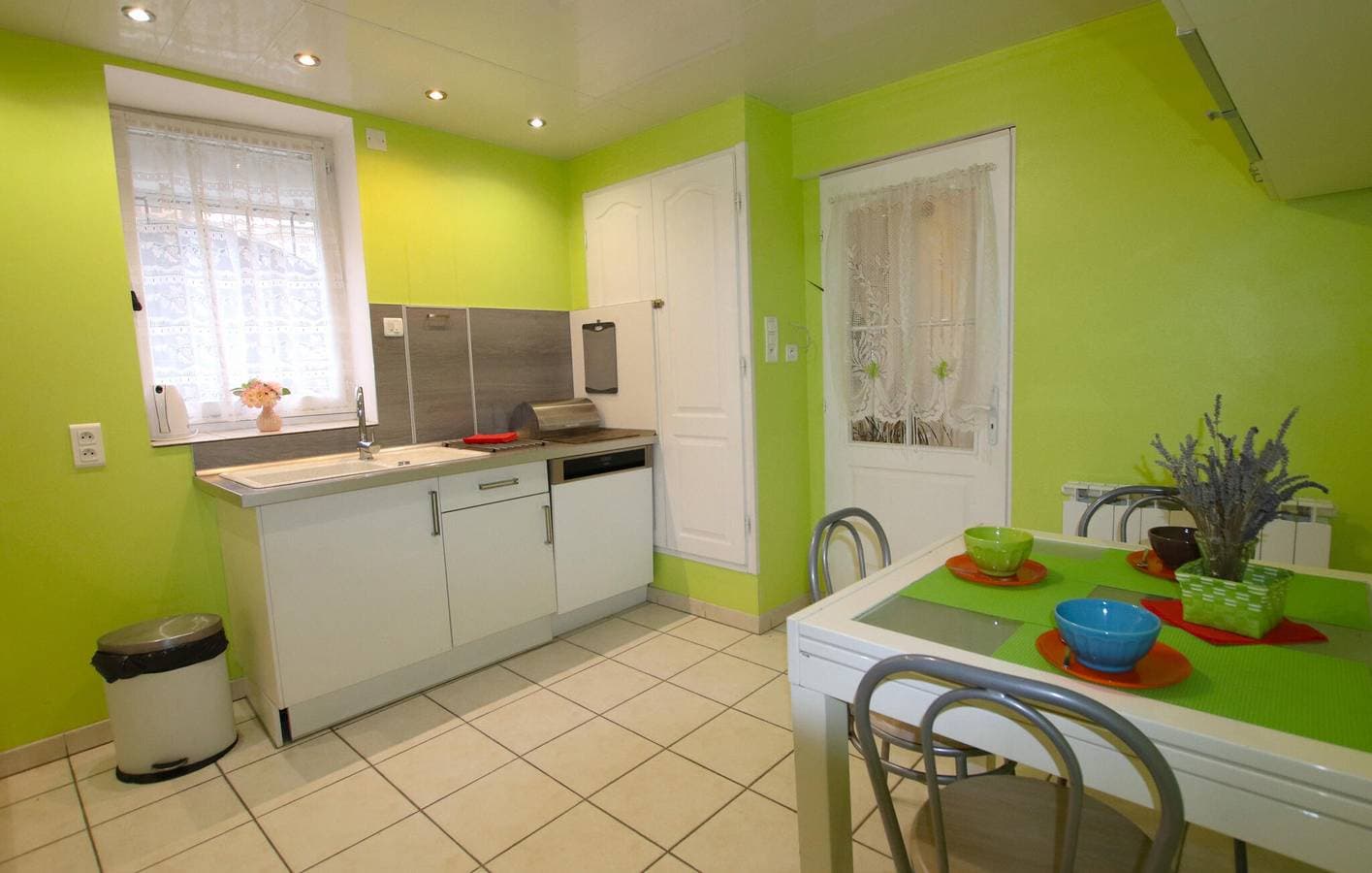 Foto 12 von 19: Gemütliche Wohnung mit herrlichem Blick und Parkplatz, in der Nähe von Restaurants und Fluss