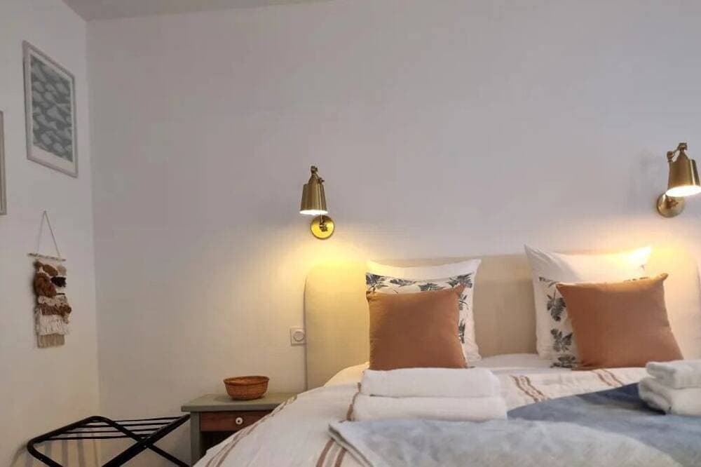 Foto 6 von 15: La Symphonie | Aufzug | Zentrum von Honfleur | 2 Personen