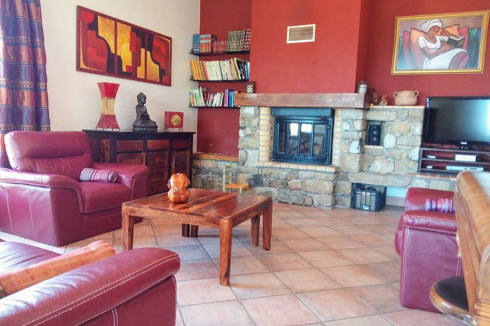 Foto 13 von 30: Villa und Pool in Balagne, zwischen Ebene, Meer, Gebirge, Fluss. Strand 10 mnn