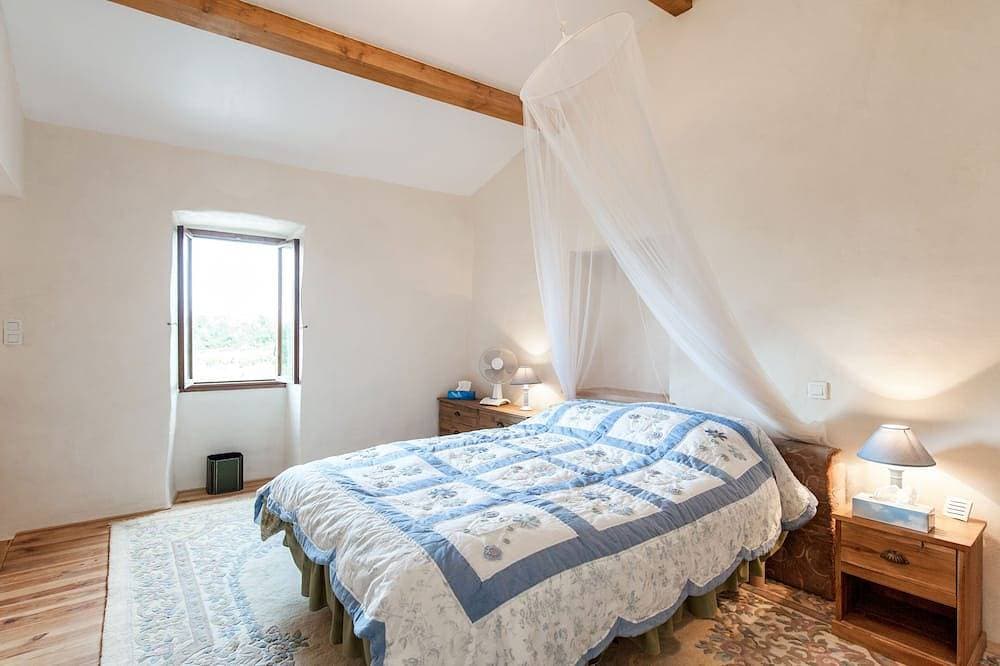 Foto 8 von 27: La Petite Grange - umgebaute gewölbte Scheune - Südliche Ardèche - 2 Schlafzimmer mit Bad