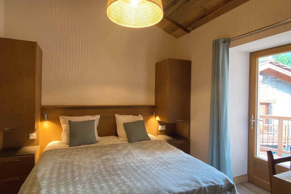 Foto 3 von 29: Spacieux Chalet de Standing Dans Village au Calme, Wifi