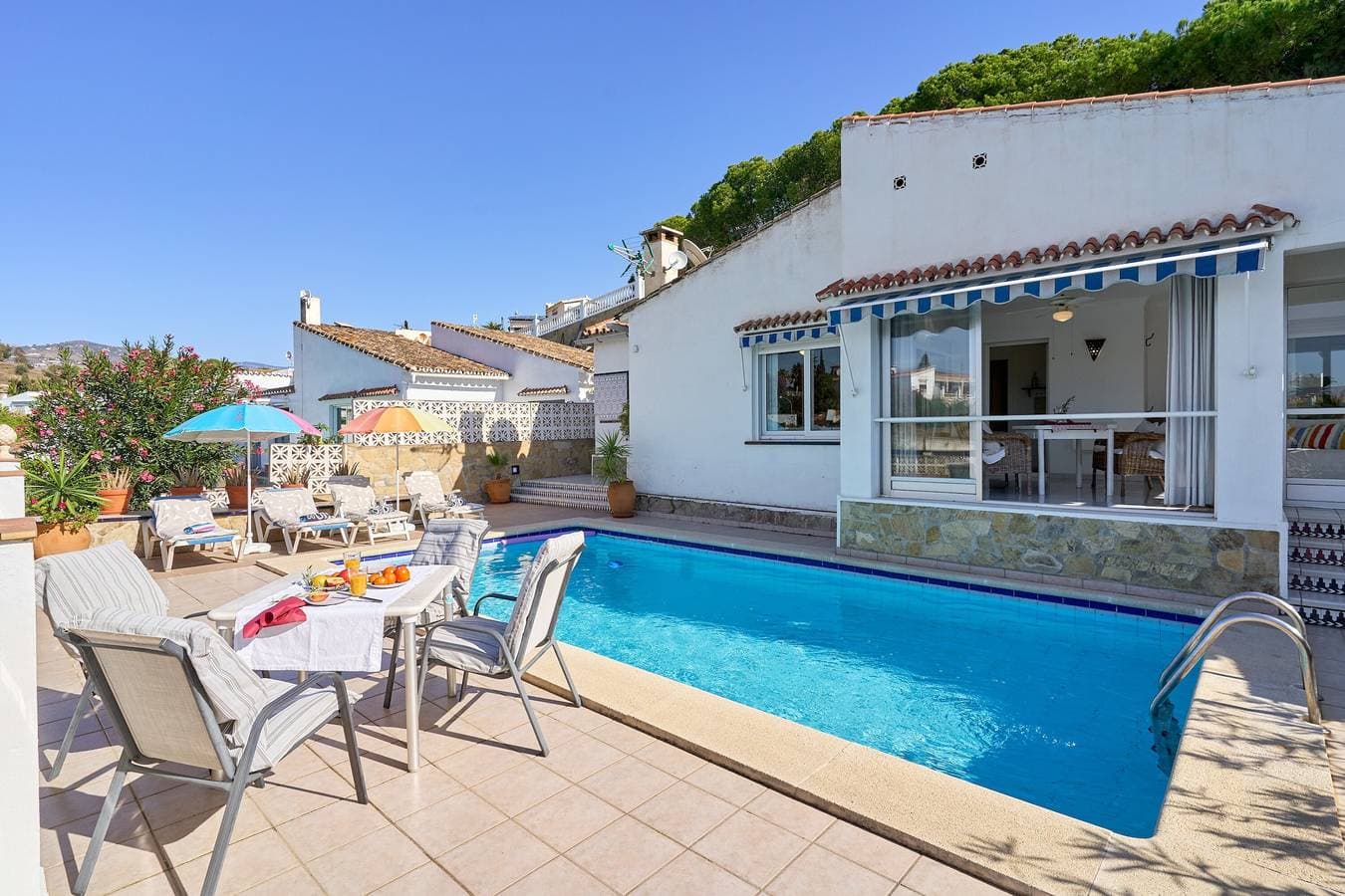 Foto 3 von 32: La Gaviota in Caleta de Vélez – Ferienhaus mit Meerblick und privatem Pool