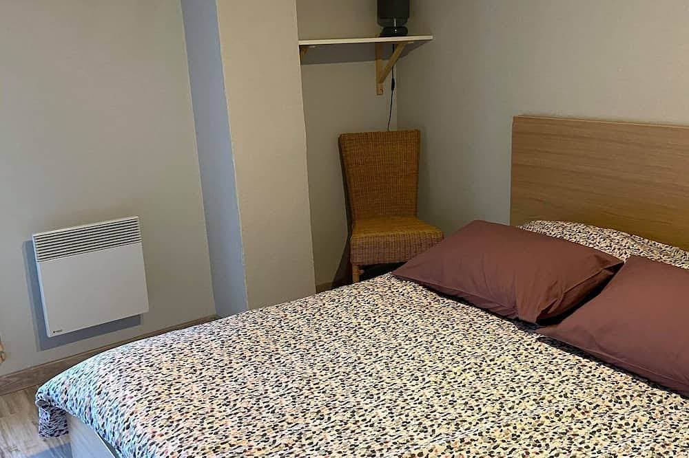 Foto 3 von 12: Großes Ferienhaus in einem Bauernhaus aus Stein, typisch für die südliche Ardèche