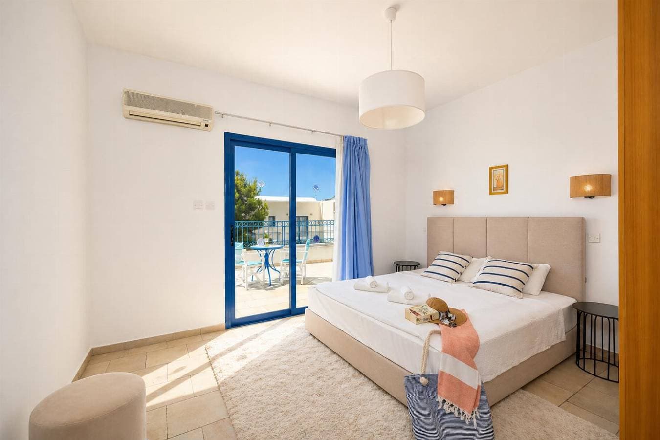 Foto 8 von 22: Villa für 6 Personen mit Balkon