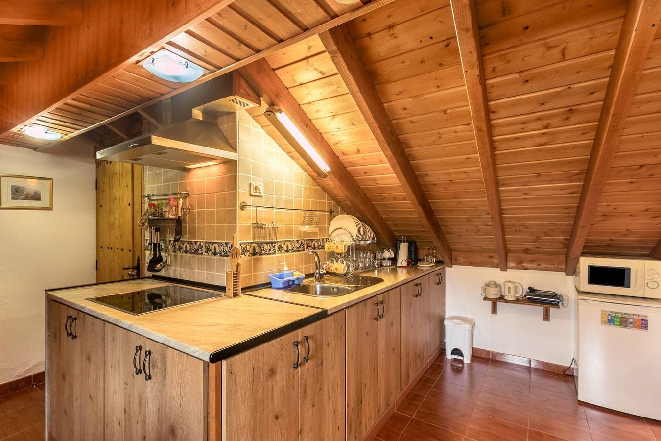 Foto 6 von 20: Ferienwohnung 'Buhardilla Armonia Rural' mit Meerblick, Gemeinschaftspool, Garten und WLAN