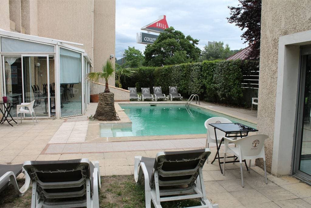 Foto 8 von 24: Hotel für 2 Personen mit Pool