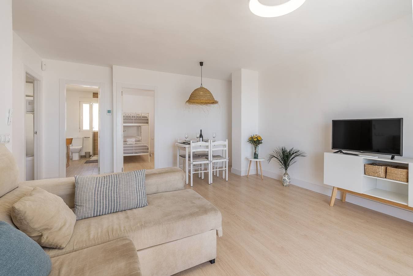 Foto 6 von 28: Ferienwohnung 'Primera Linea De Playa La Herradura' mit Meerblick, Balkon und WLAN