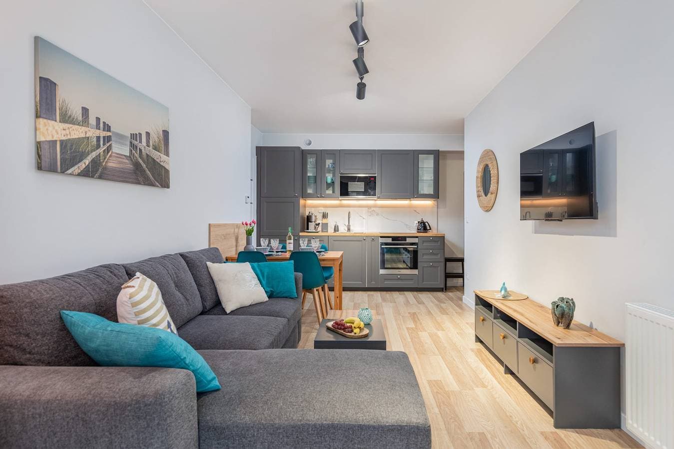 Foto 9 von 31: Comfortable Apartment with Terrace | Close to the Beach, Parking