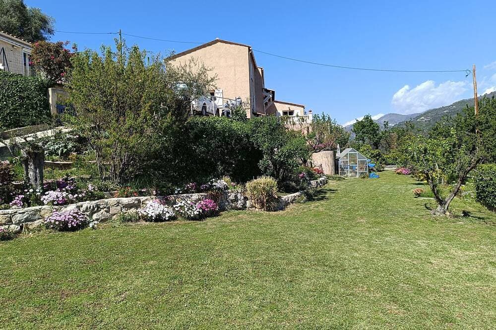 Foto 7 von 30: Villa mit ruhigem Pool 15 km von Nizza entfernt mit Terrasse, außergewöhnliche Aussicht