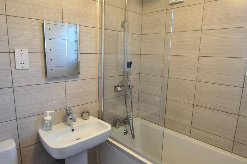 Foto 4 von 16: Calabeinn - Zwei Schlafzimmer Wohnung, Schläft 4