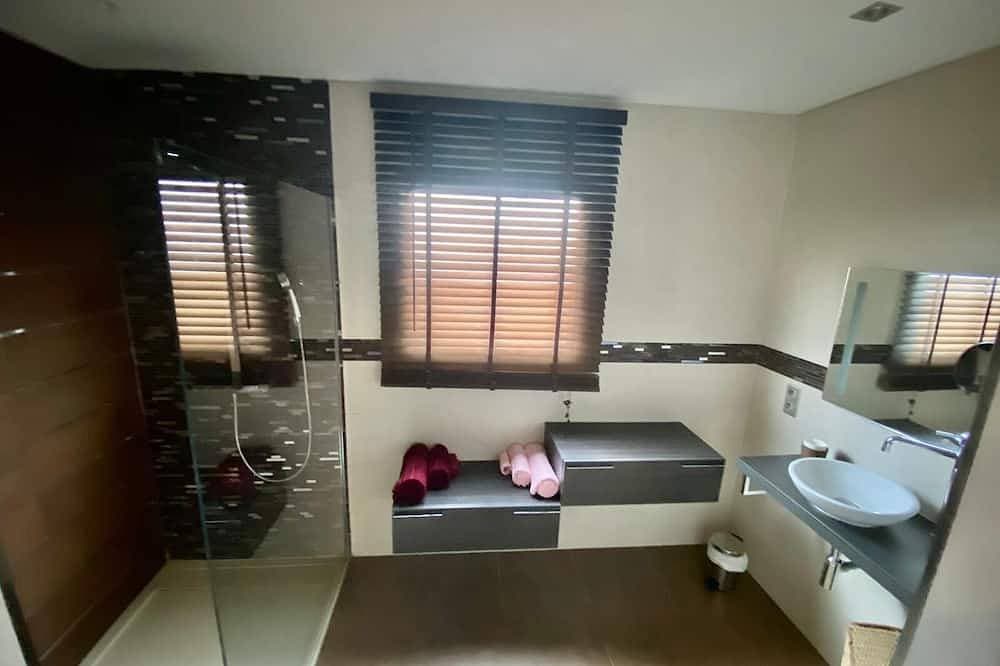 Foto 3 von 30: Villa in der Nähe der Innenstadt 6 km von den Stränden entfernt