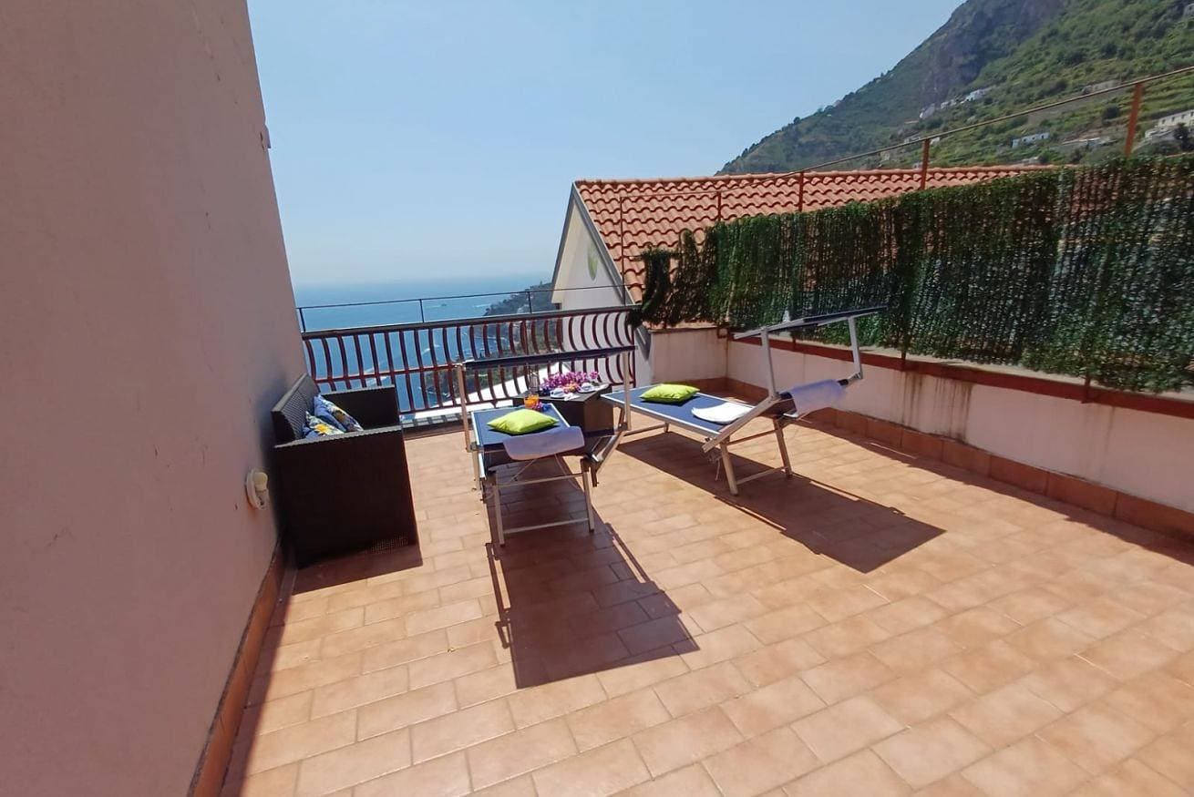 Foto 11 von 25: Ferienwohnung für 3 Personen mit Balkon/Terrasse