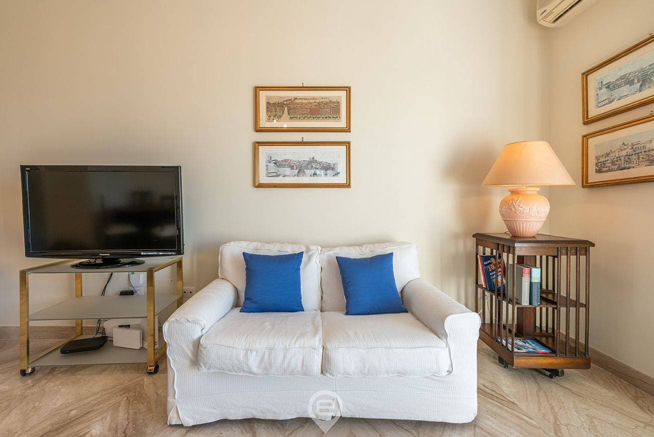 Foto 9 von 37: Ferienwohnung für 4 Personen mit Balkon/Terrasse