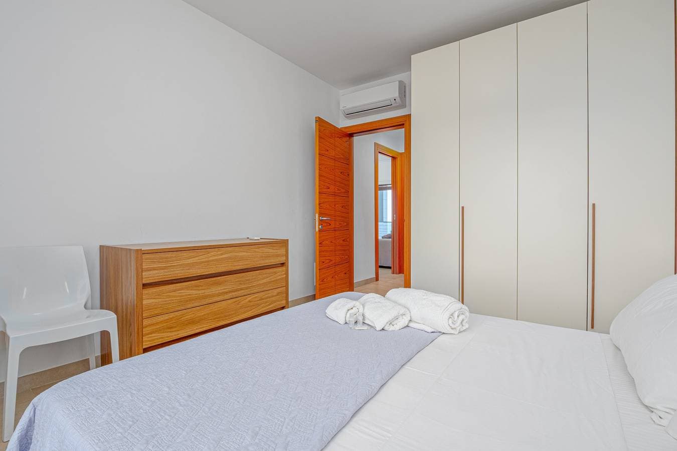 Foto 10 von 23: Einzigartige Ferienwohnung "Villa Marconi 8" mit Meerblick & geräumiger Sonnenterrasse