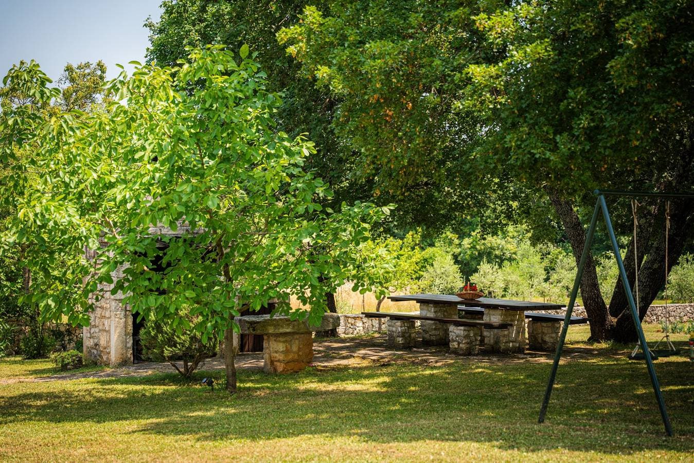 Foto 3 von 32: Ferienhaus Lijana * ruhige Lage, 3500 m2 eingezäunter Garten, WLAN