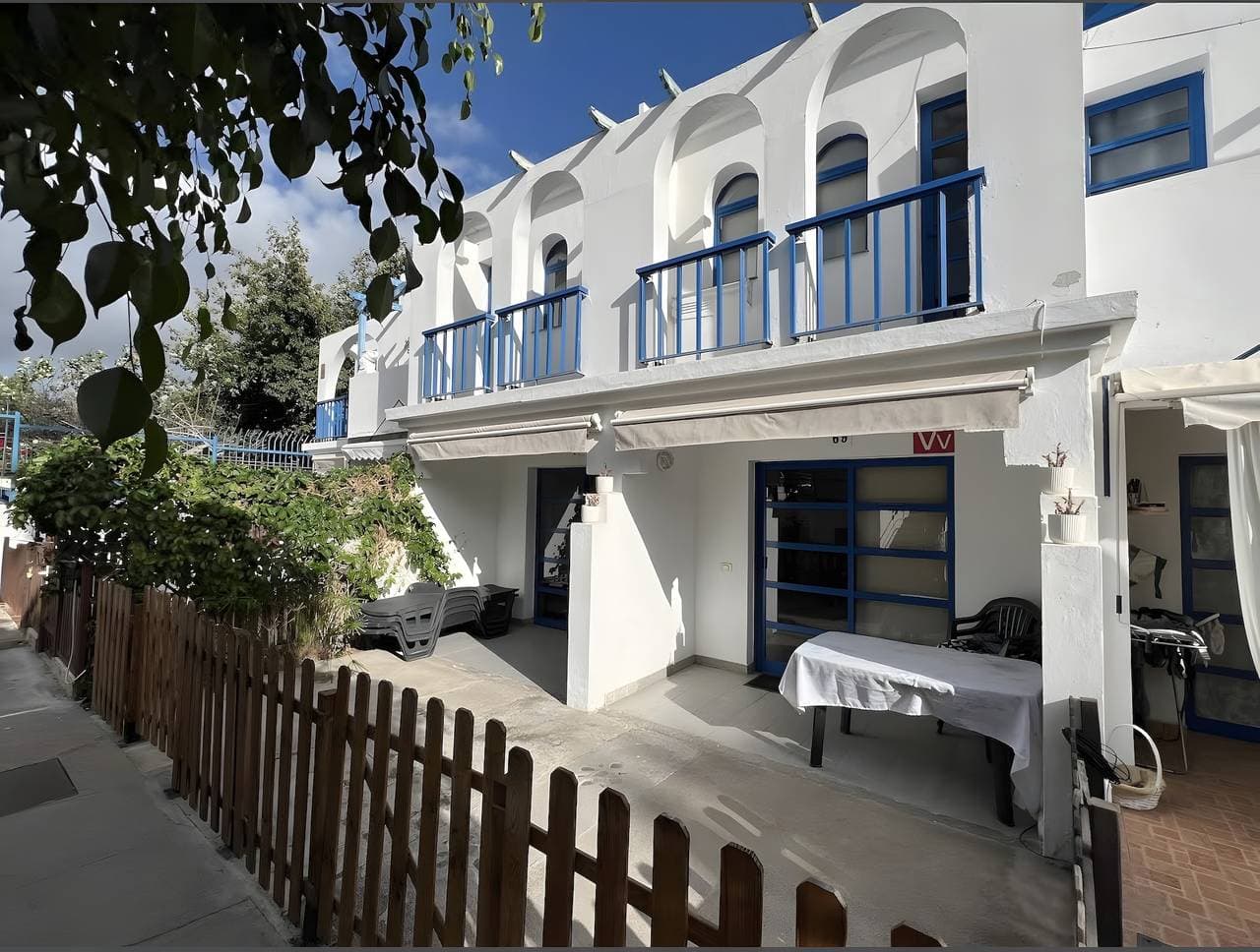 Foto 4 von 23: Duplex-Bungalow mit 2 Schlafzimmern und 2 privaten Bädern in Maspalomas