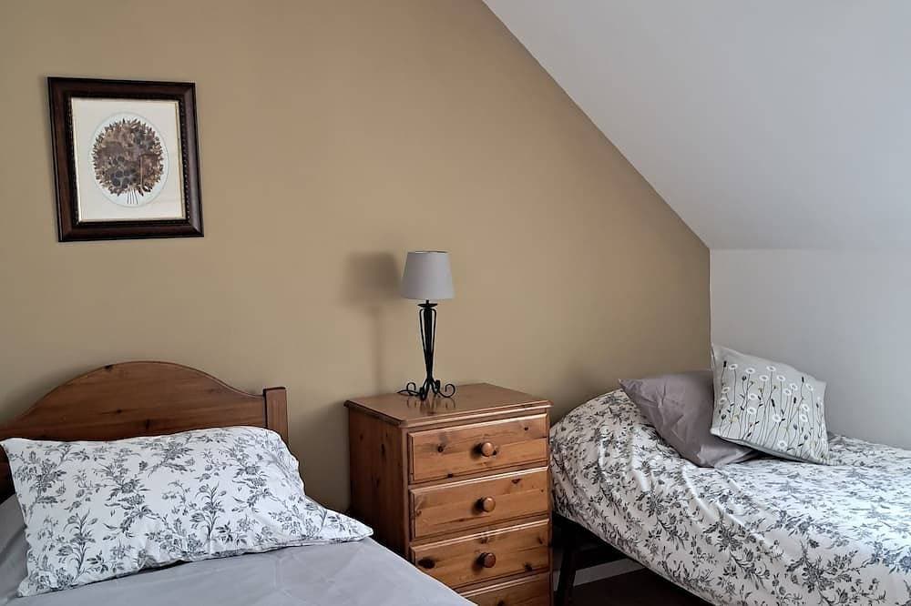 Foto 2 von 30: Take a break and unwind at this well appointed and peaceful oasis.