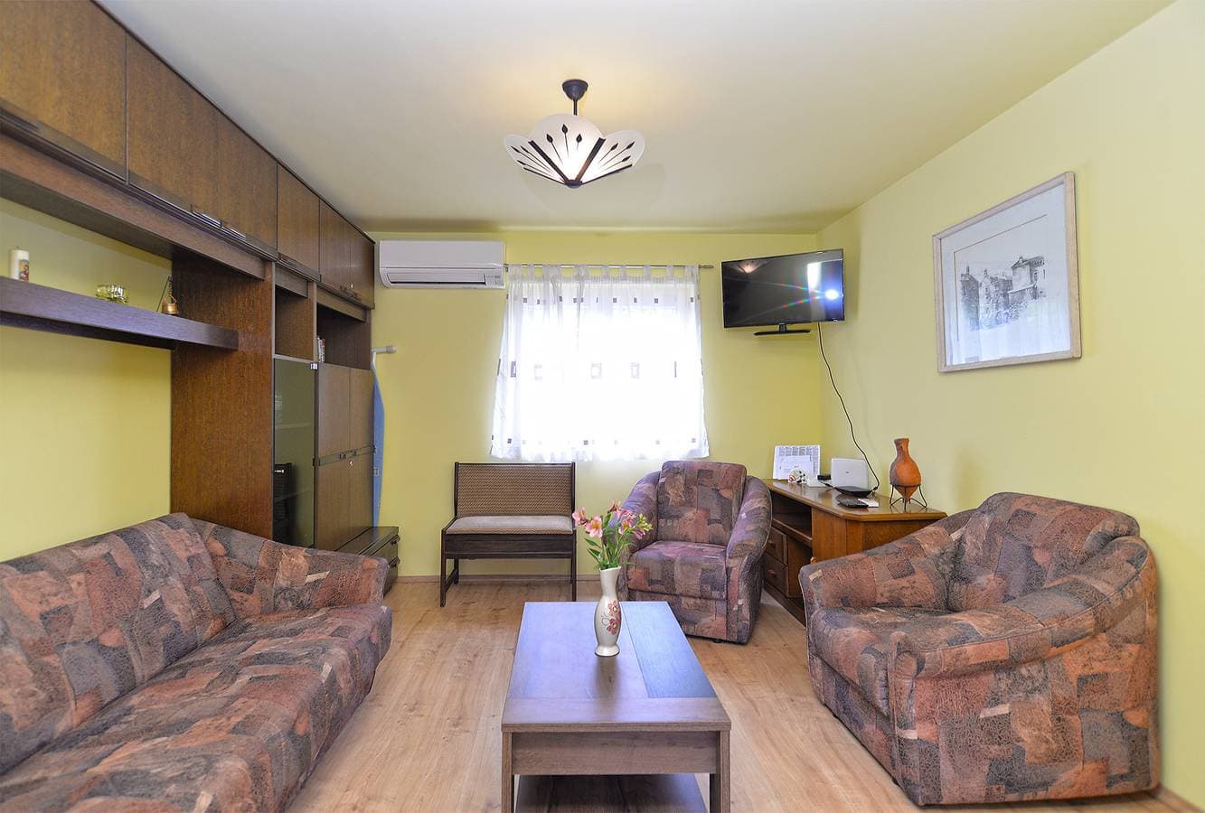 Foto 9 von 24: Ferienhaus für 5 Personen mit Balkon/Terrasse