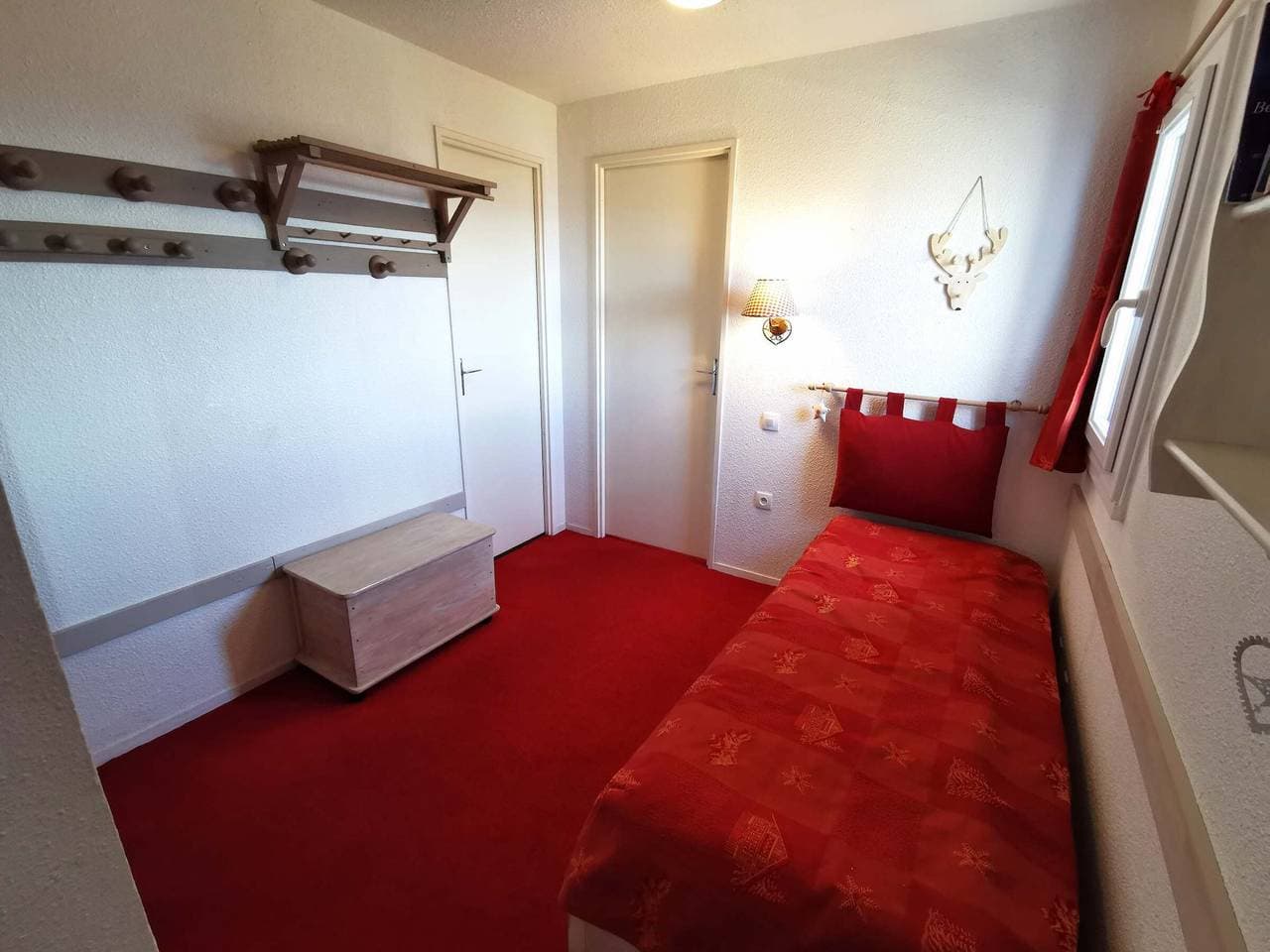 Foto 7 von 14: Überlegenes Studio-Kabine nahe Pisten, 4 Pers, Südbalkon, Skischließfach