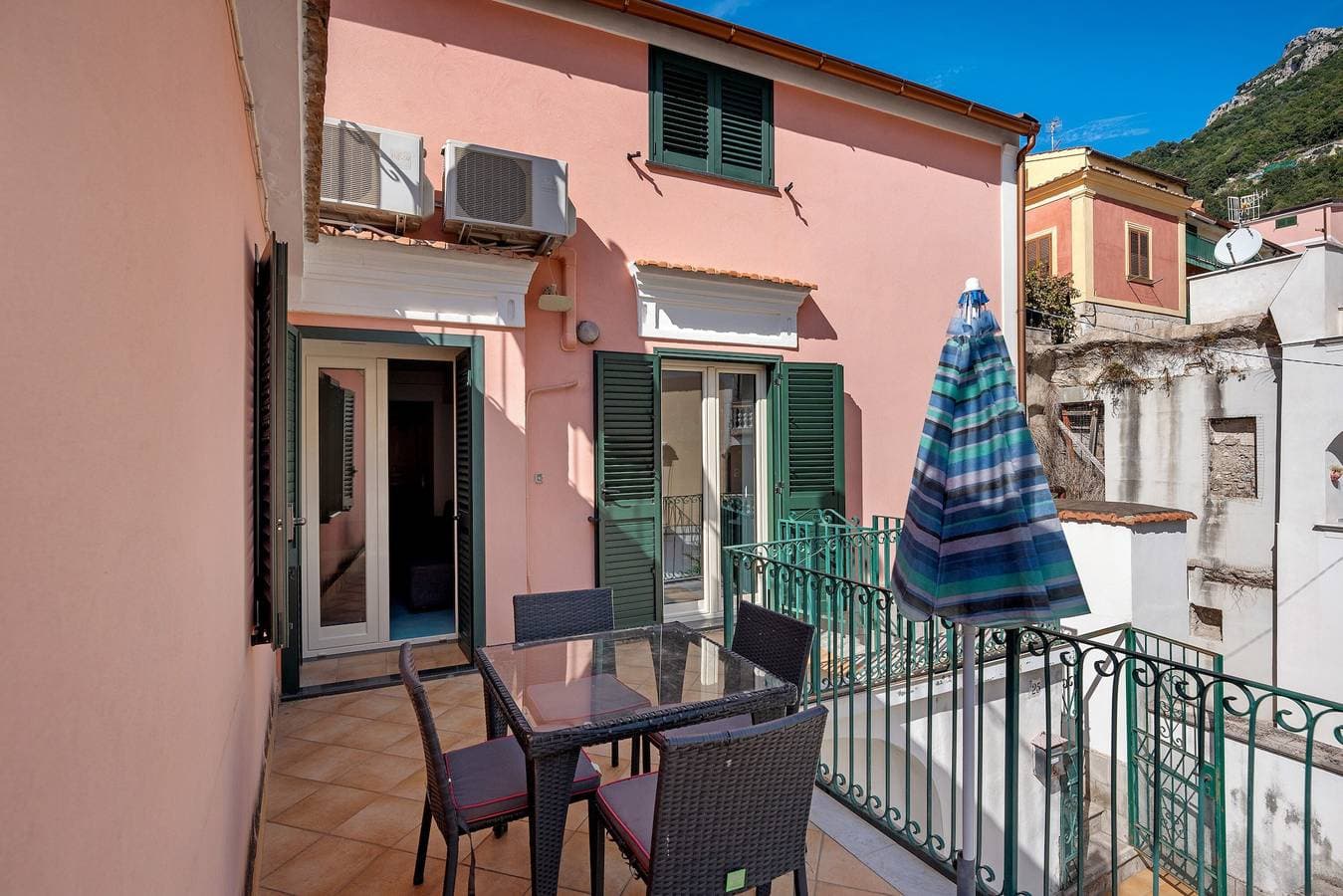 Ce Tour - Casa Cetara Centro 1