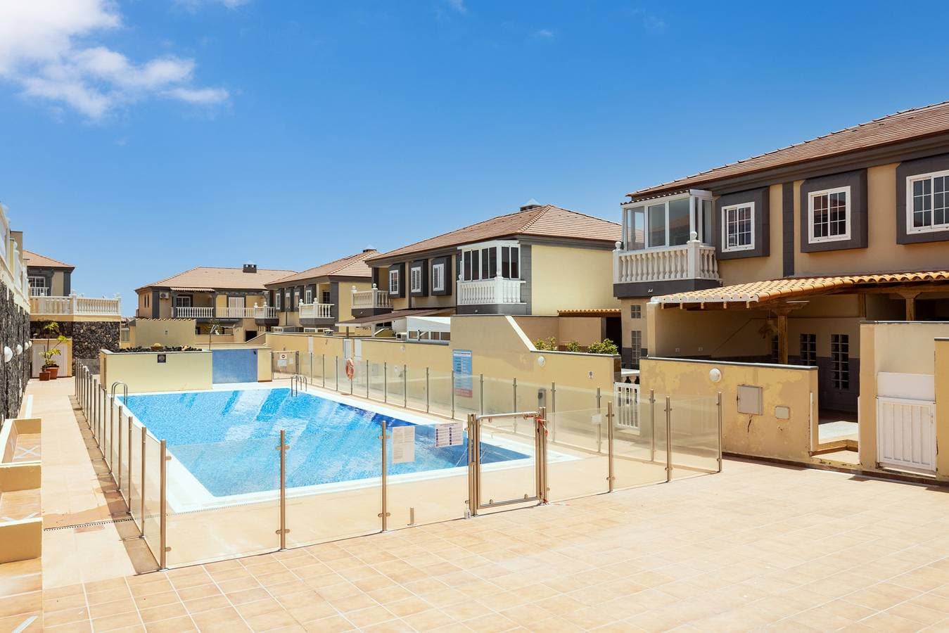 Duplex mit Pool und High Speed WIFI, 5 Gehminuten vom Strand 1