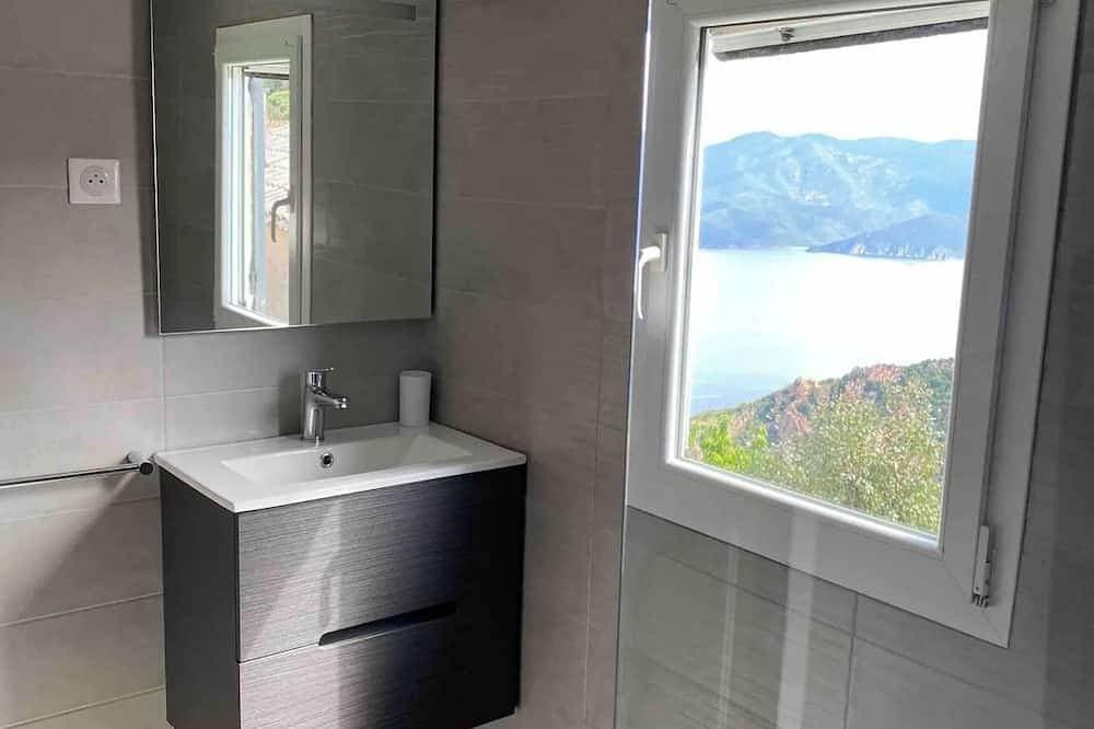 Foto 4 von 9: Piana Maison de Village Pour 4 Personnes Avec vue sur le Golfe de Porto