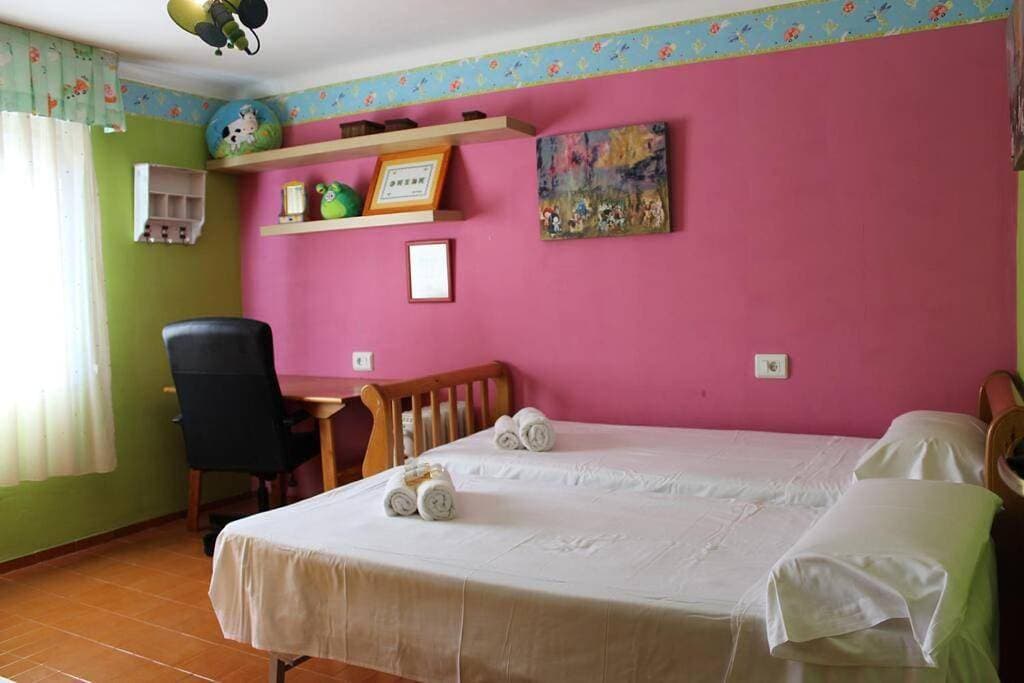 Foto 4 von 19: Three-Bedroom House