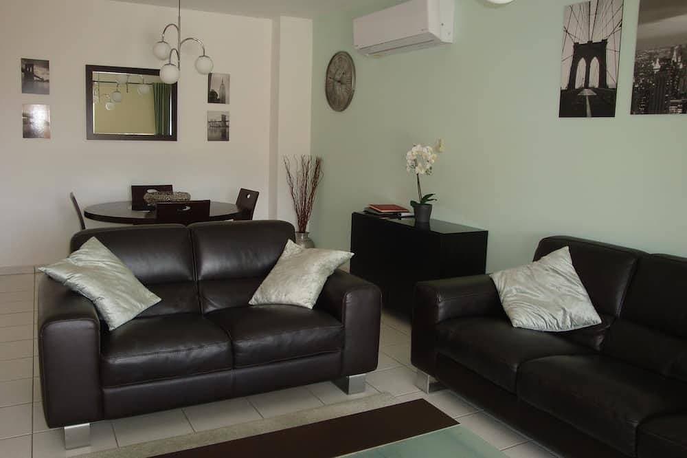 Foto 9 von 30: Spacious apartment with very large balcony close to all amenities