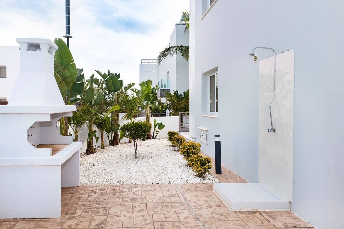 Foto 8 von 35: Villa für 7 Personen mit Garten