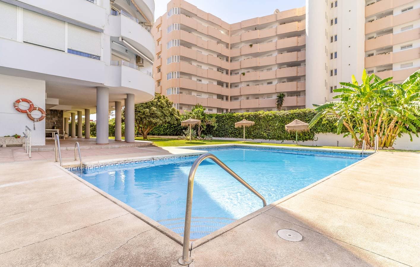 Foto 9 von 17: Appartement am Strand mit Wi-Fi, AC, Pool und Küche - 2,5 km bis Playa de los Boliches