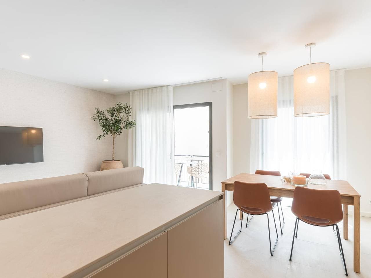 Foto 7 von 38: Gemütliche 1-Zimmer-Wohnung mit Balkon, 500 m vom Stadtzentrum von Sitges entfernt