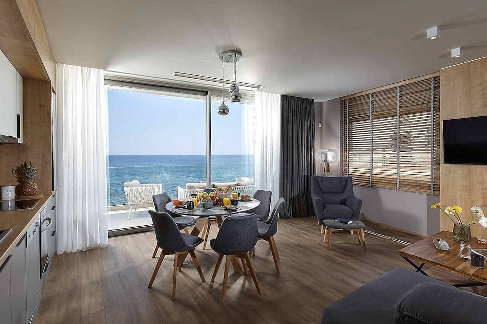 Foto 11 von 30: Neu Seafront Apartment, familienfreundlich, ruhig und zentral mit Infinity-Pool