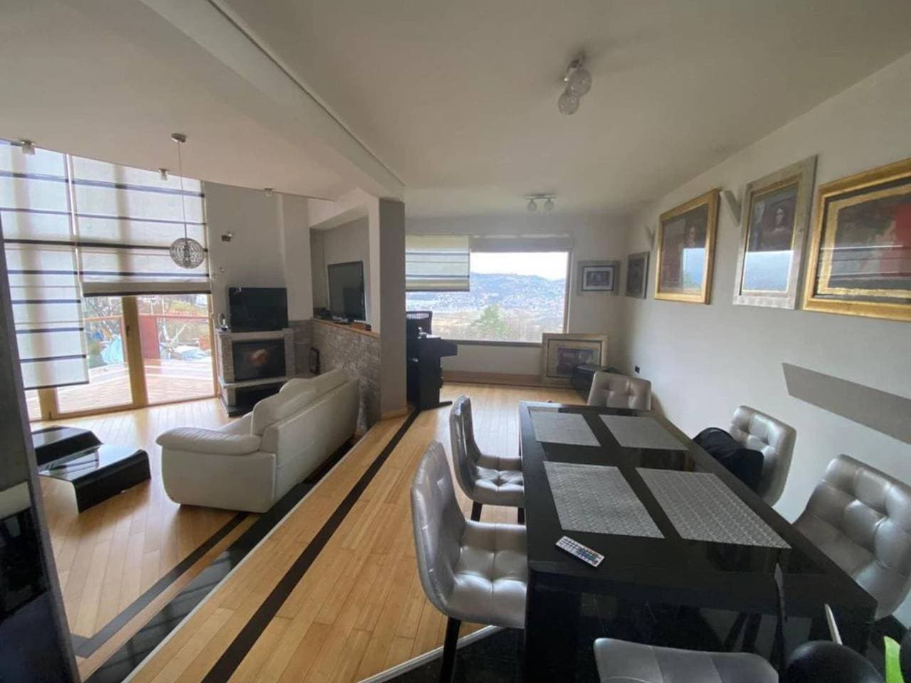Foto 9 von 33: Five Bedroom Villa with Terrace and Garden