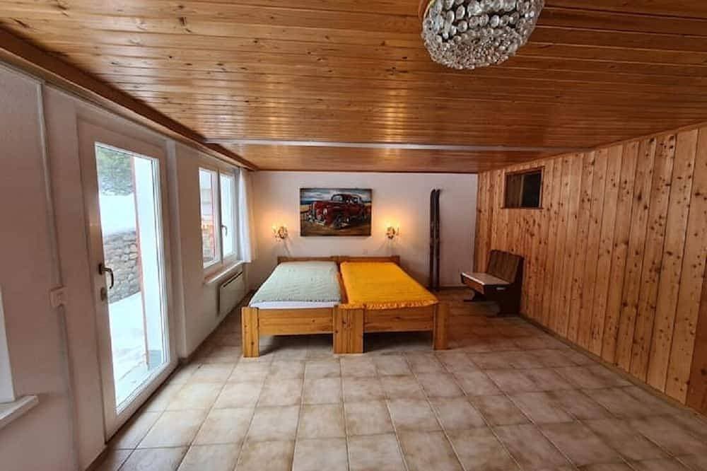 Foto 2 von 7: Alleinstehende, idyllische Wohnung an guter Lage!