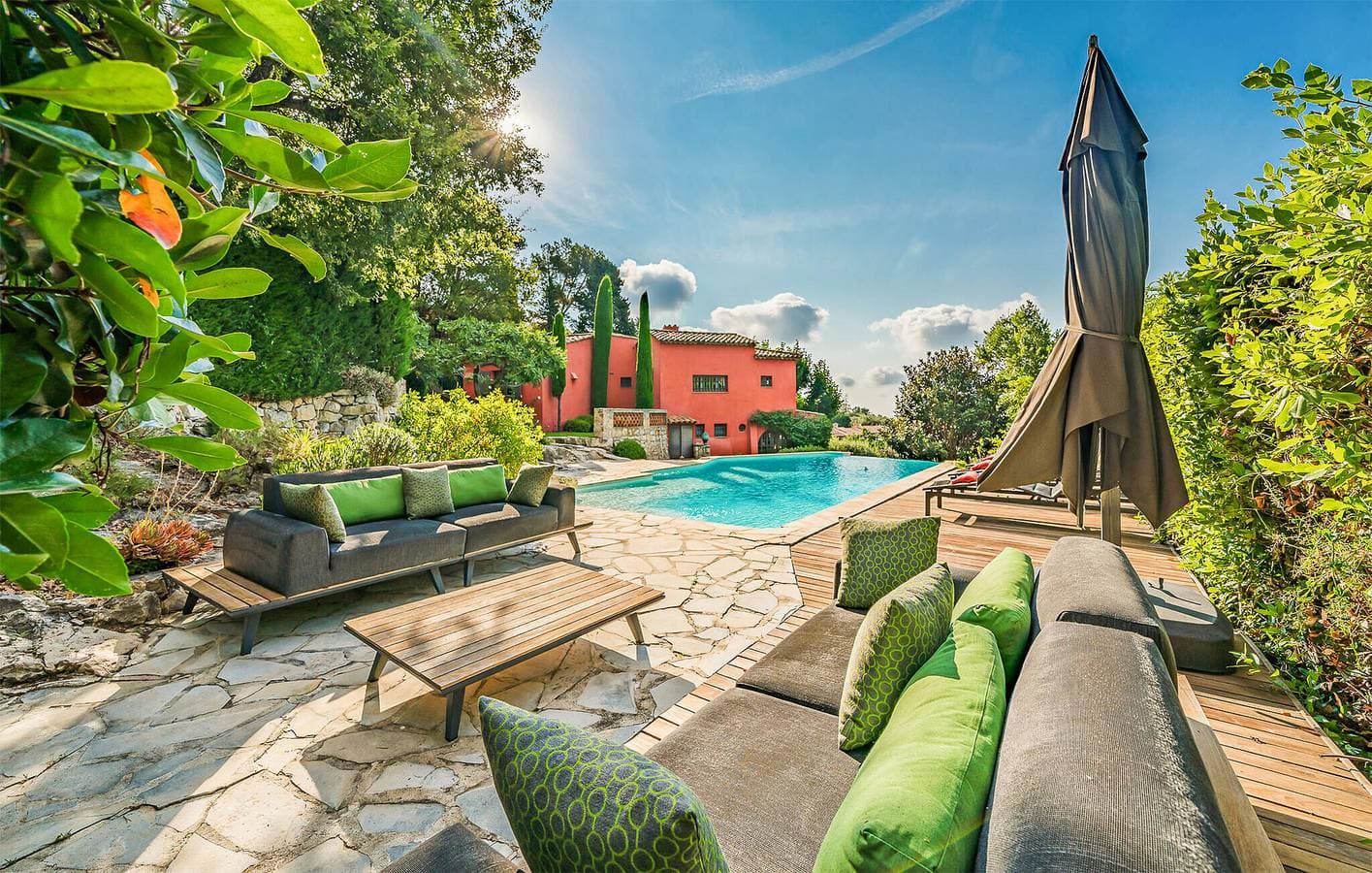 Foto 8 von 27: Charmante 2-Zimmer-Wohnung mit Pool und Terrasse in der Nähe von Le Bar-sur-Loup