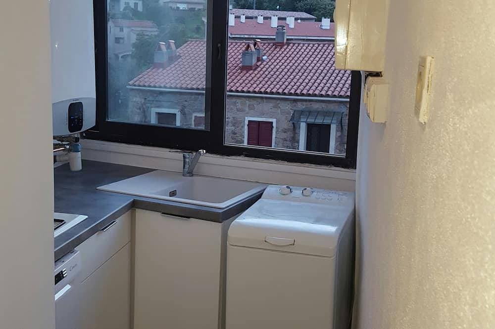 Foto 8 von 20: Wohnung F3 in Piana im Jahr 2017 komplett renoviert. Schlafmöglichkeiten für 5.