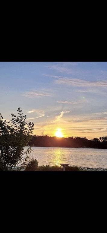 Foto 9 von 28: Beautiful new year round Lake home on Long Lake in Kettle Moraine State forest