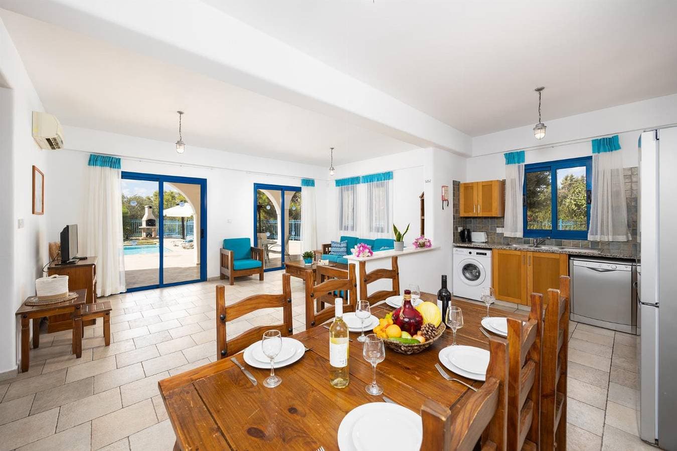 Foto 9 von 21: Villa für 6 Personen mit Balkon