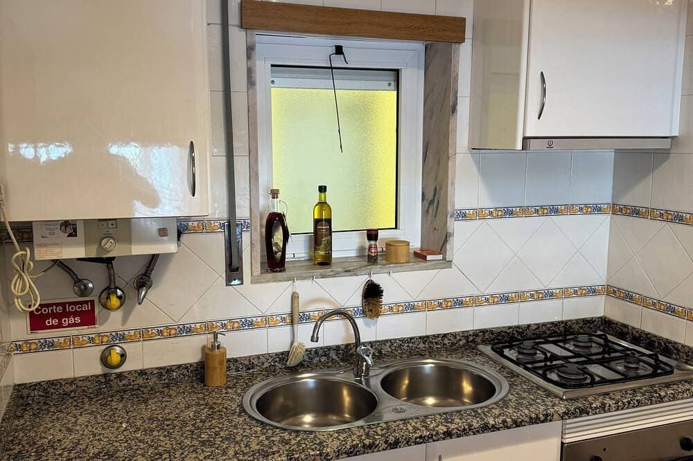 Foto 13 von 19: Casa Mar apartment, very close to Meia Praia beach, the Marina and the center of Lagos.