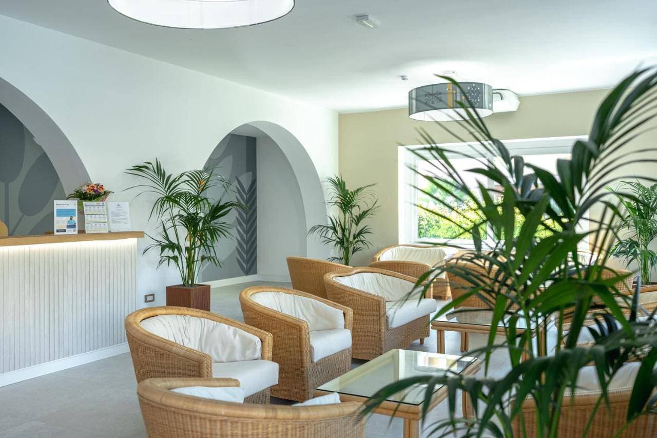 Foto 5 von 13: Superior Double or Twin Room with Pool View