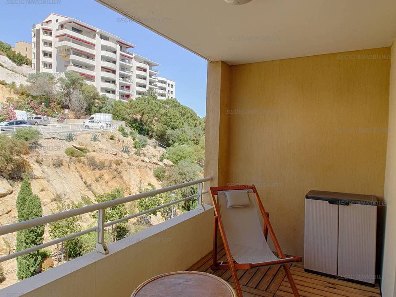 Foto 11 von 13: Appartement moderne 2 pièces avec terrasse et parking proche du centre d'Ajaccio
