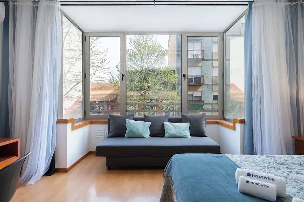Foto 5 von 14: Roomy Flat | Terrace