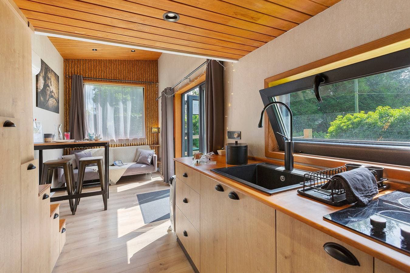 Foto 11 von 27: Chalet „Le Petit Haras De Valmont“ mit privater Terrasse, Garten & Klimaanlage