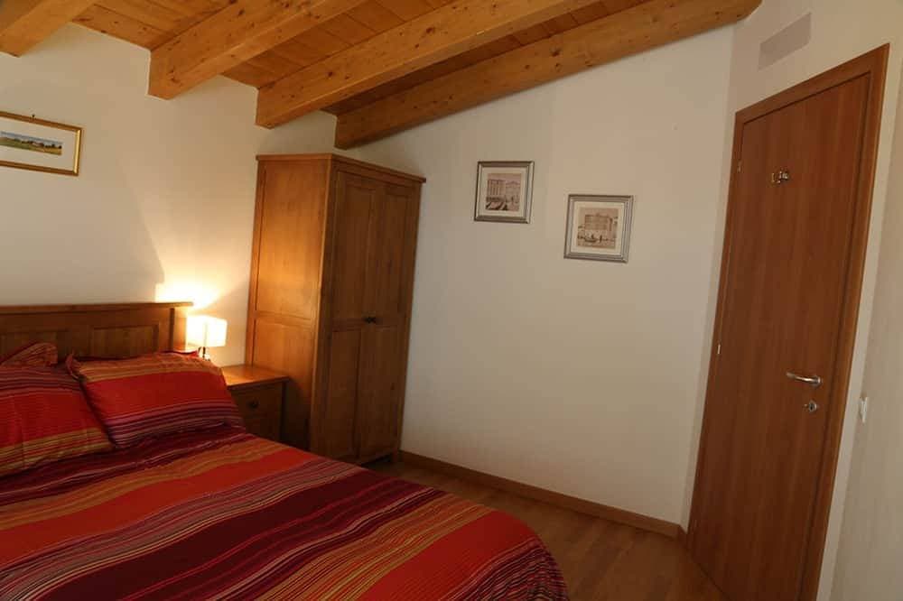Foto 3 von 23: Penthouse-Wohnung am Comer See mit herrlichen See und die Berge