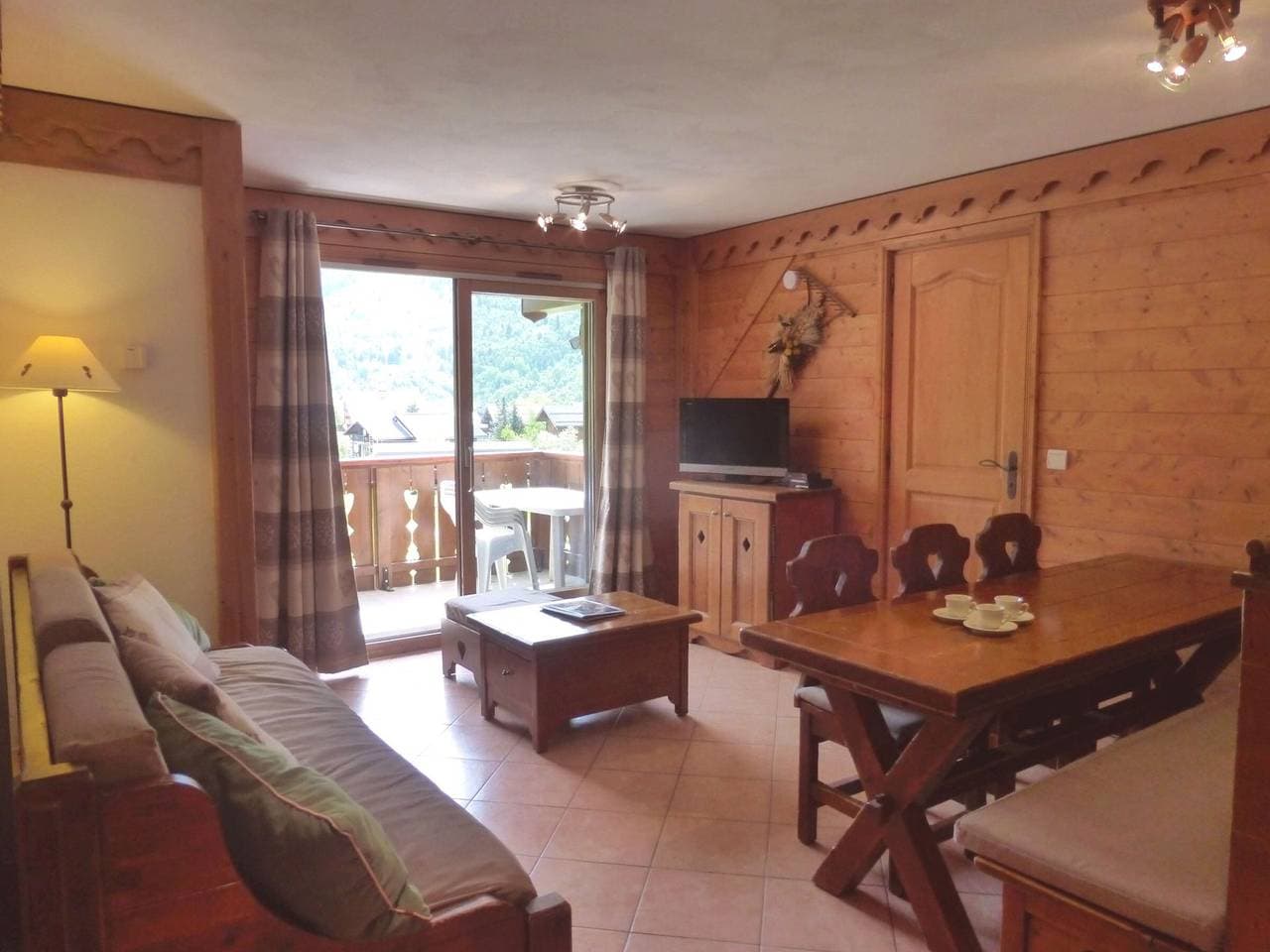 3-Zimmer-Wohnung für 6 in Méribel Village, Zugang zu Pool und WLAN 1