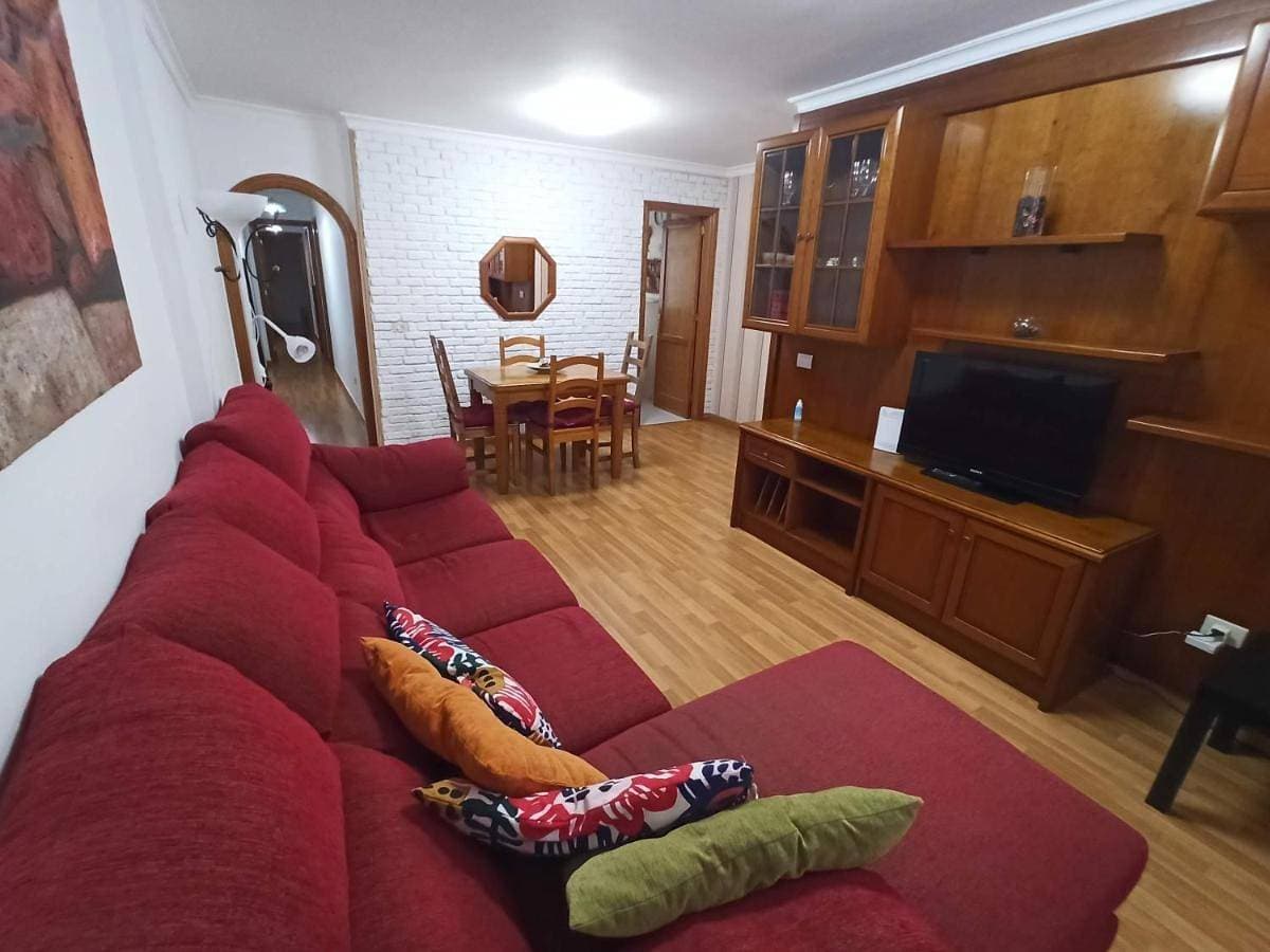 Foto 4 von 25: Two-Bedroom Apartment