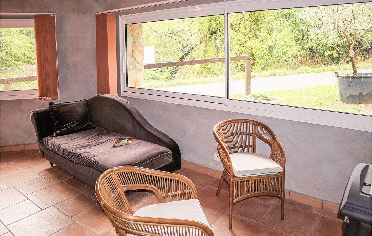 Foto 6 von 11: Wohnung mit Bergblick, Parkplatz und Garten