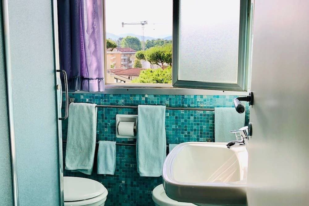Foto 5 von 24: Viareggio Città Giardino Apartment mit Meerblick und Terrasse