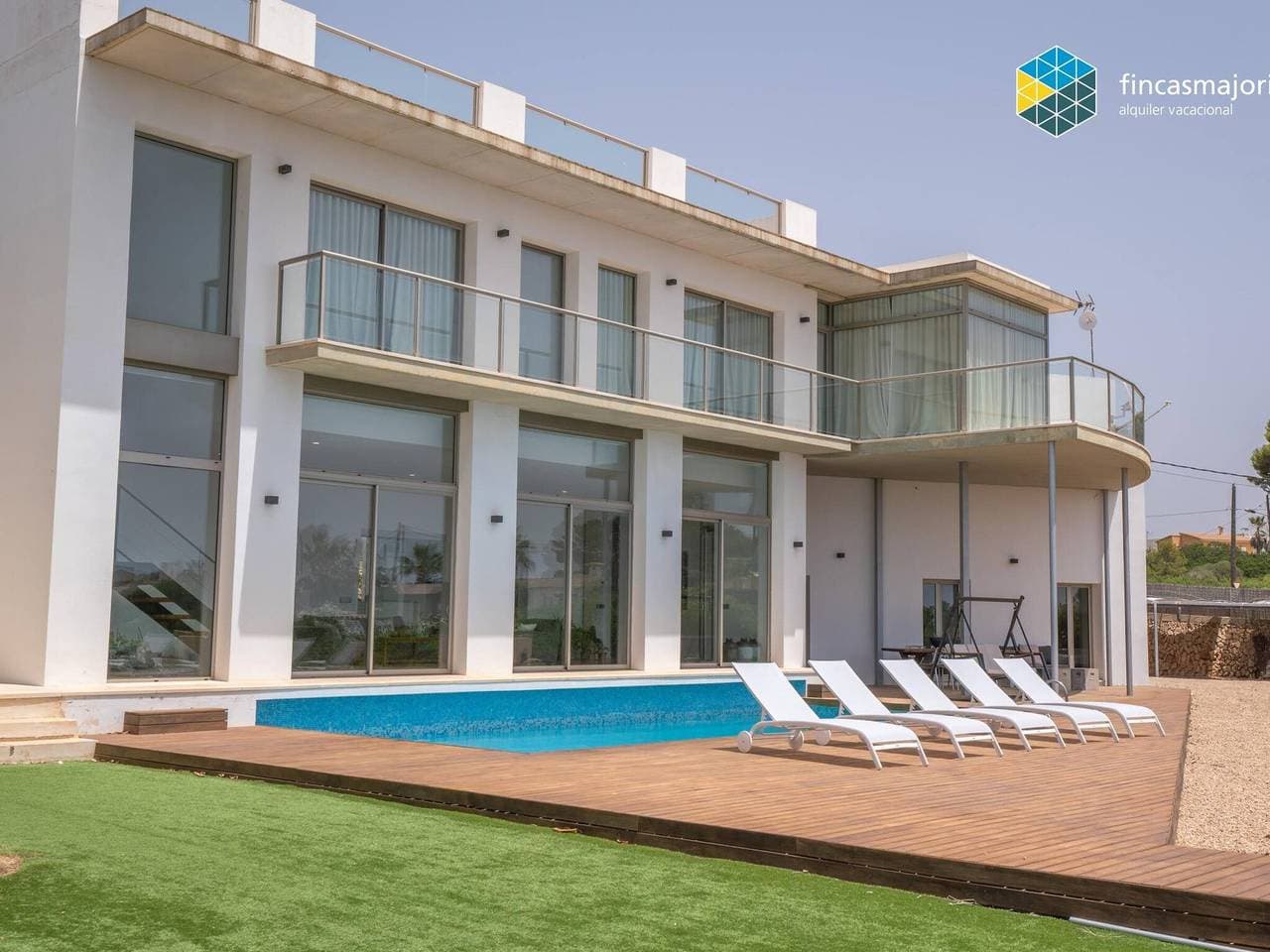 Foto 2 von 36: Spektakuläre Villa mit privatem Pool, Klimaanlage, WIFI und Parkplatz in Cala Pi