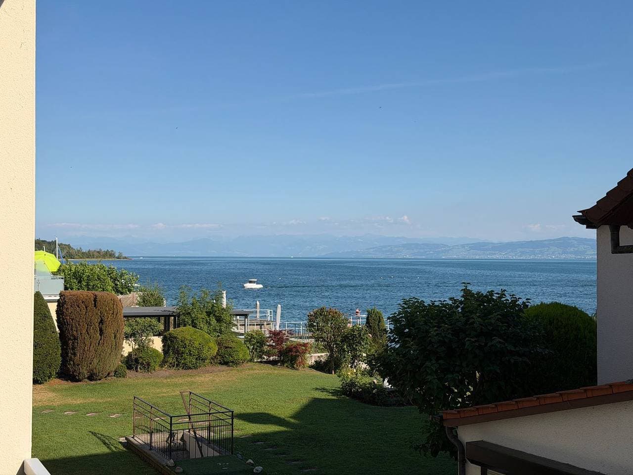 Foto 12 von 29: Ferienwohnung Lakeside – Ihr Logenplatz am Bodensee in Hagnau